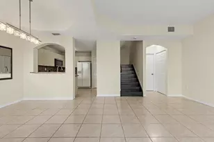 626 SW 106th Ave, Pembroke Pines, FL 33025 - Photo 8