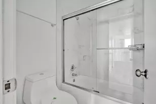 2841 NE 163rd St, North Miami Beach, FL 33160 - Photo 22