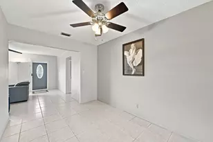 7104 NW 70th Ct, Tamarac, FL 33321 - Photo 12