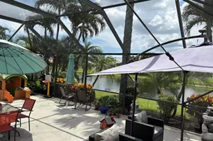 5026 Prairie Dunes Village Cir, Lake Worth, FL 33463 - Photo 2