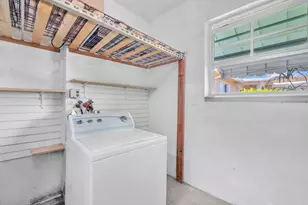 8380 NW 28th St, Sunrise, FL 33322 - Photo 30