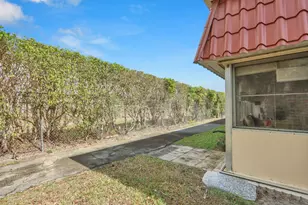 615 Laconia Cir, Greenacres, FL 33467 - Photo 20