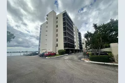 105 Lake Emerald Drive #810, Oakland Park, FL 33309 - Photo 2