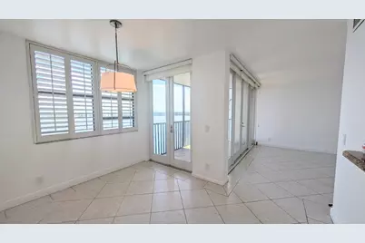 105 Lake Emerald Drive #810, Oakland Park, FL 33309 - Photo 10