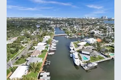 1050 SE 14th Place #15B, Fort Lauderdale, FL 33316 - Photo 18