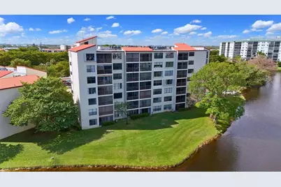 2309 S Cypress Bend Drive #515, Pompano Beach, FL 33069 - Photo 18