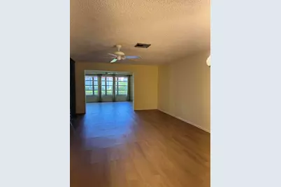 5800 Fernley Drive W #17, West Palm Beach, FL 33415 - Photo 8