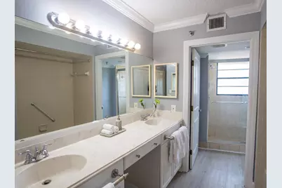 7370 S Oriole Boulevard #102, Delray Beach, FL 33446 - Photo 8