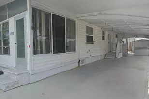8392 SE Skylark Ave, Hobe Sound, FL 33455 - Photo 4