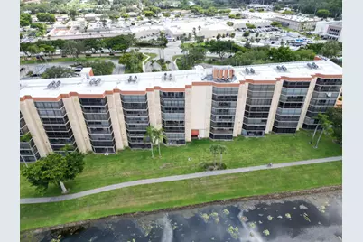 7370 S Oriole Boulevard #102, Delray Beach, FL 33446 - Photo 12