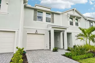 658 Salisbury Cir, Fort Pierce, FL 34982 - Photo 2