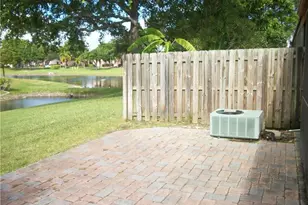 4953 E Lakes Dr, Deerfield Beach, FL 33064 - Photo 18