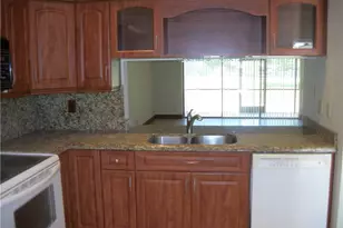 4953 E Lakes Dr, Deerfield Beach, FL 33064 - Photo 6
