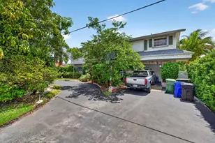1636 SE 14th St, Fort Lauderdale, FL 33316 - Photo 4