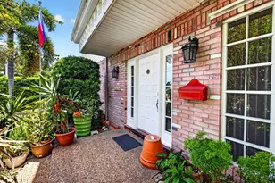 1636 SE 14th St, Fort Lauderdale, FL 33316 - Photo 6