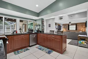 8751 NW 19th St, Coral Springs, FL 33071 - Photo 10