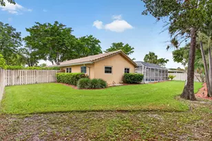 8751 NW 19th St, Coral Springs, FL 33071 - Photo 40