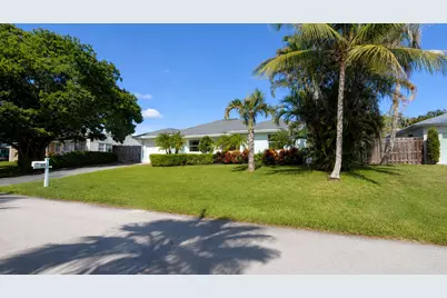 364 Venus Avenue, Tequesta, FL 33469 - Photo 2