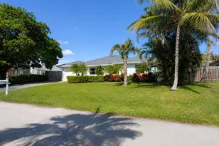 364 Venus Ave, Tequesta, FL 33469 - Photo 2