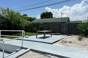 913 N B St, Lake Worth Beach, FL 33460 - Photo 12
