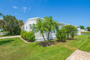 44 Village Ln, Jensen Beach, FL 34957 - Photo 12