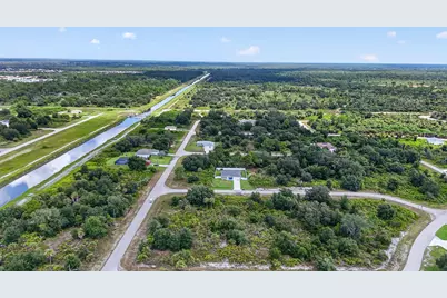 720 Jerome Street, Lehigh Acres, FL 33972 - Photo 16