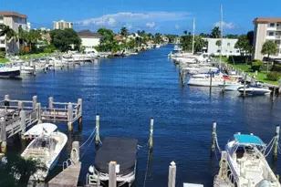 911 Gardenia Dr, Delray Beach, FL 33483 - Photo 2