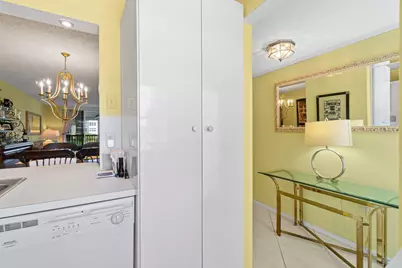 911 Gardenia Drive #249, Delray Beach, FL 33483 - Photo 6