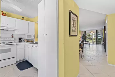 911 Gardenia Drive #249, Delray Beach, FL 33483 - Photo 8