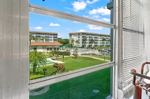 911 Gardenia Dr, Delray Beach, FL 33483 - Photo 24