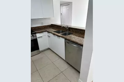 1515 Lake Crystal Drive #B, West Palm Beach, FL 33411 - Photo 4
