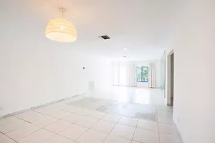 17 SE 8th Terrace, Deerfield Beach, FL 33441 - Photo 6