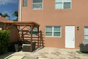 7082 Aliso Ave, West Palm Beach, FL 33413 - Photo 14