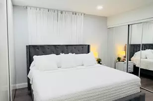 702 SE 2nd Ave SE, Deerfield Beach, FL 33441 - Photo 12