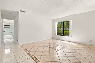 2662 Carambola Cir N, Coconut Creek, FL 33066 - Photo 8