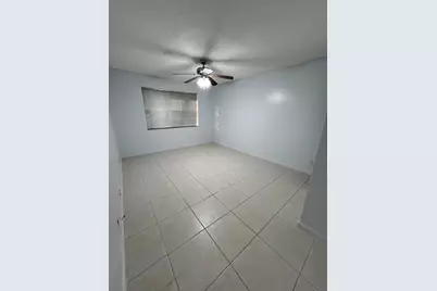 3211 SW 1st Street, Deerfield Beach, FL 33442 - Photo 10