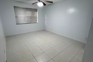 3211 SW 1st St, Deerfield Beach, FL 33442 - Photo 10