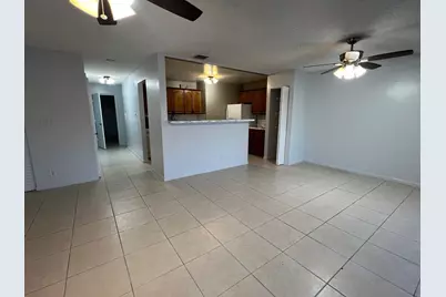 3211 SW 1st Street, Deerfield Beach, FL 33442 - Photo 2