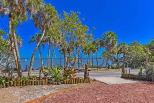 8073 S Indian River Dr, Fort Pierce, FL 34982 - Photo 12