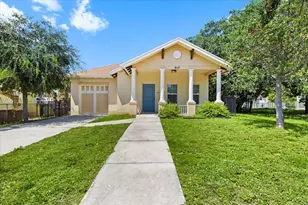 917 14th St, West Palm Beach, FL 33401 - Photo 1