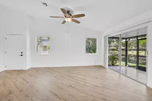 1971 Discovery Cir E, Deerfield Beach, FL 33442 - Photo 8