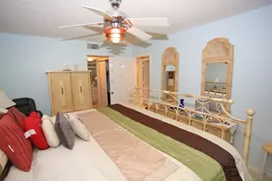 7553 Trent Dr, Tamarac, FL 33321 - Photo 24