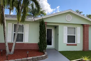 924 Cumberland Terrace, Davie, FL 33325 - Photo 2