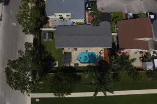 924 Cumberland Terrace, Davie, FL 33325 - Photo 6