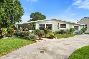 2330 SE Madison St, Stuart, FL 34997 - Photo 8