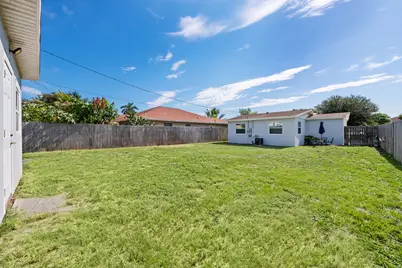 238 SW 10th Avenue, Delray Beach, FL 33444 - Photo 20