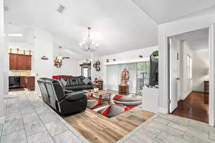 8541 NW 51st Ct, Lauderhill, FL 33351 - Photo 16