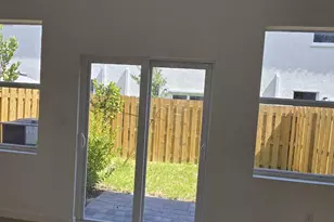 1124 SE 3rd St, Florida City, FL 33034 - Photo 8