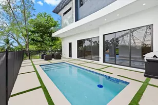 201 NW 14th Way, Dania Beach, FL 33004 - Photo 46