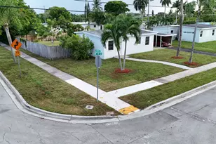 5800 NW 19th Ct, Margate, FL 33063 - Photo 10
